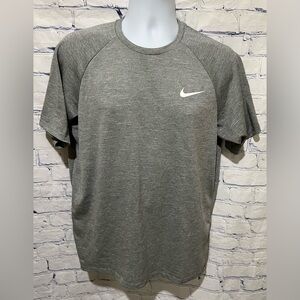 Nike Men's Heather Short Sleeve Hydroguard grey size M medium